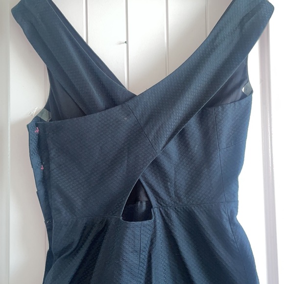 Kate Spade ♠️ New York sleeveless dress with side buttons size 10 - Picture 3 of 6